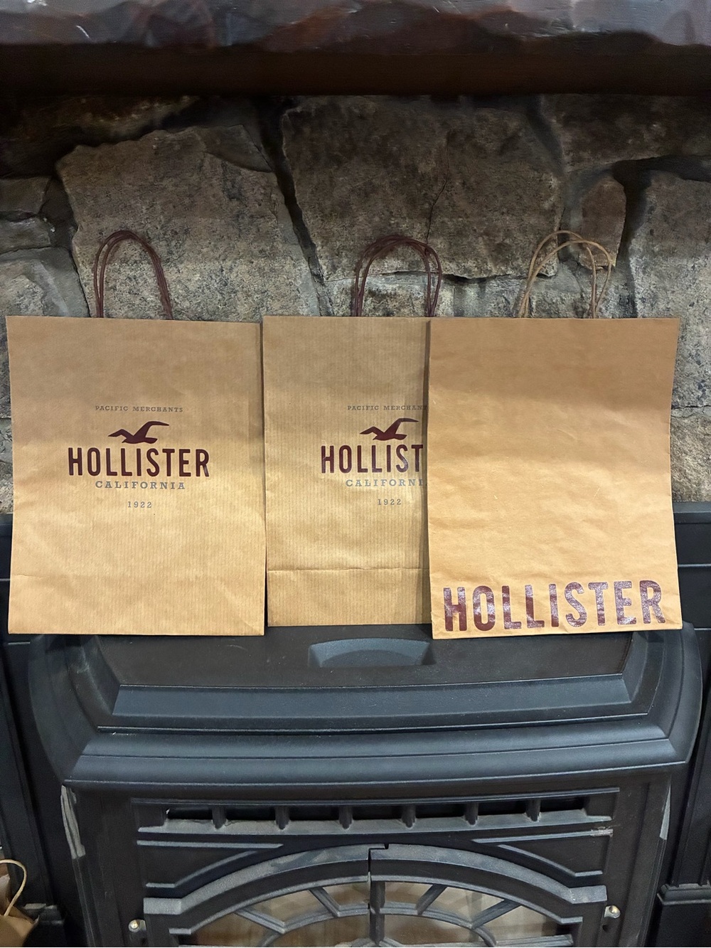 Hollister Paper Shopping Bags Brown Retro Vintage Lot of 3 FREE IN BUNDLE